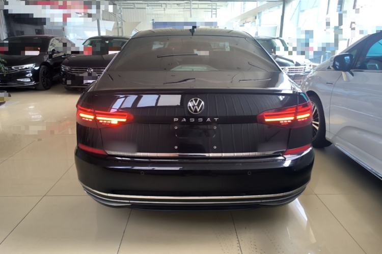 Used Volkswagen Passat 2020 Revised Version 330TSI Luxury Edition China VI Standard Rear