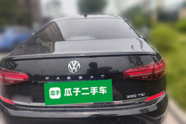 Used Volkswagen Passat 2020 330TSI Luxury Edition China VI Rear