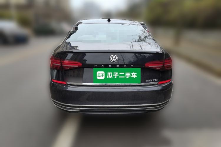 Used Volkswagen Passat 2020 330TSI Luxury Edition China VI Rear