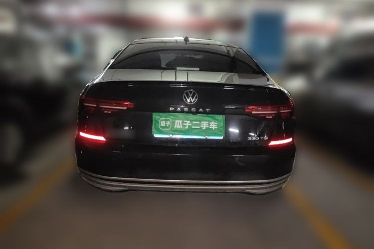 Used Volkswagen Passat 2020 330TSI Elite Edition China VI Rear