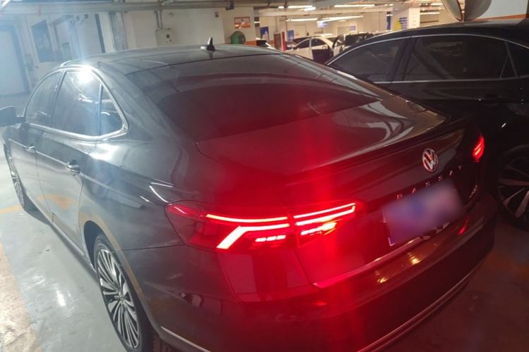 Used Volkswagen Passat 2020 330TSI Luxury Edition China VI Rear Left 45 Deg