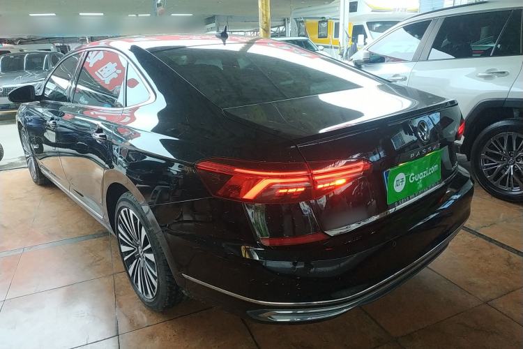 Used Volkswagen Passat 2020 Revised Version 330TSI Luxury Edition China VI Standard Rear Left 45 Deg