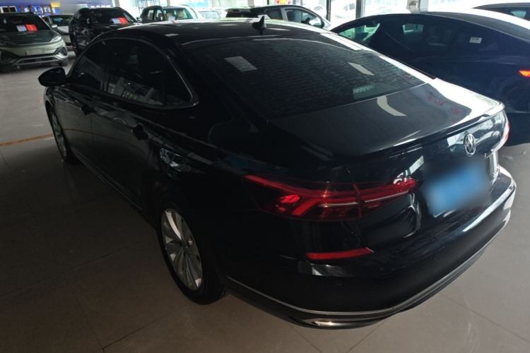 Used Volkswagen Passat 2020 330TSI Elite Edition China VI Rear Left 45 Deg