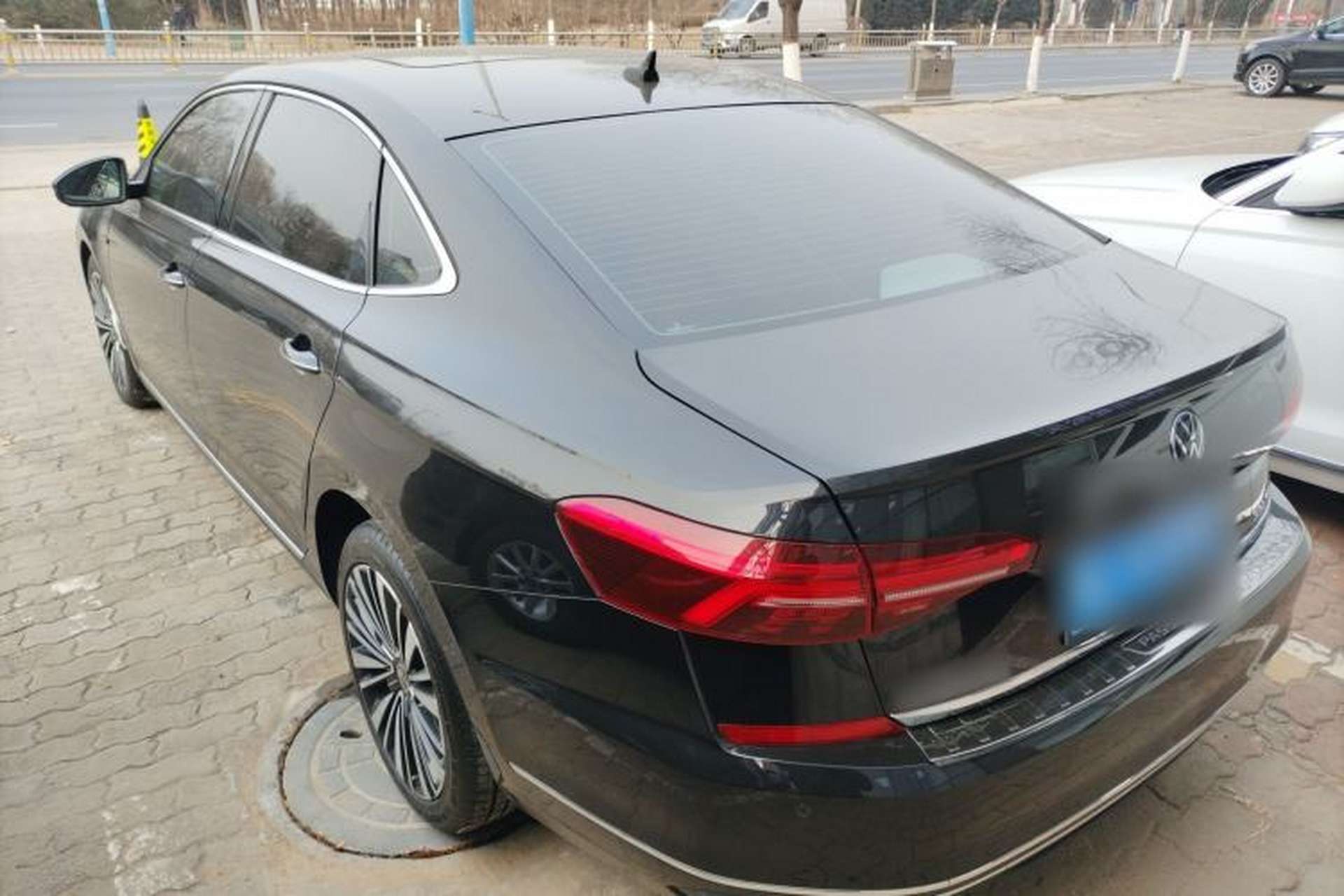 Used Volkswagen Passat 2020 Revised Version 330TSI Luxury Edition China VI Standard Rear Left 45 Deg