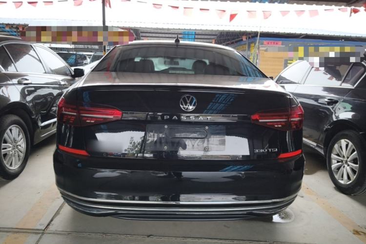 Used Volkswagen Passat 2020 330TSI Elite Edition China VI Rear
