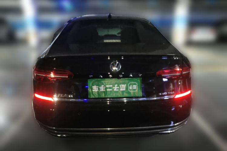 Used Volkswagen Passat 2020 330TSI Luxury Edition China VI Rear