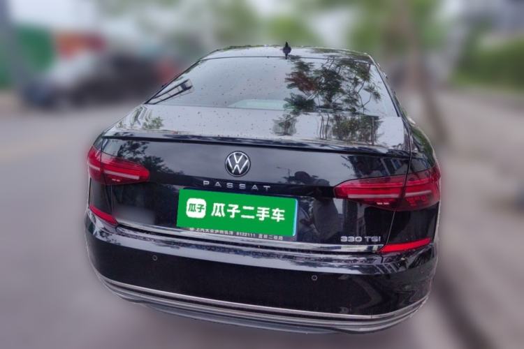 Used Volkswagen Passat 2020 330TSI Luxury Edition China VI Rear