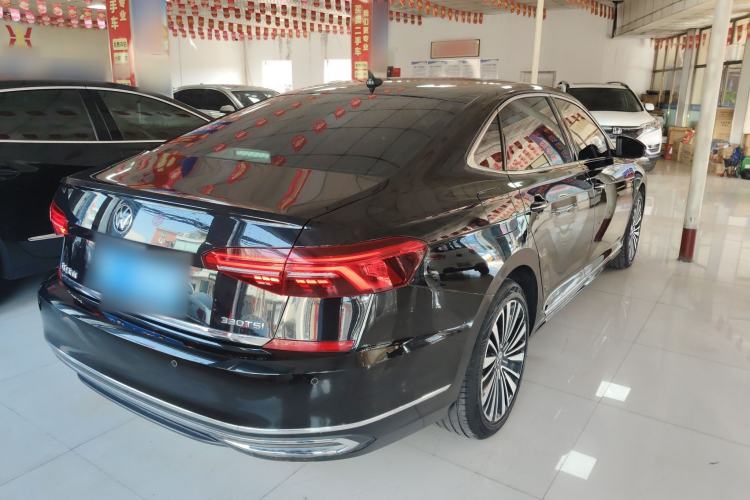 Used Volkswagen Passat 2020 Revised Version 330TSI Luxury Edition China VI Standard Rear Right 45 Deg