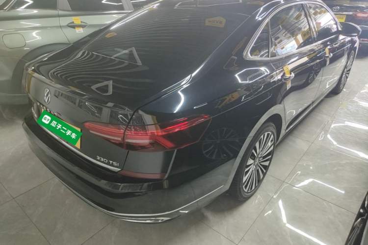 Used Volkswagen Passat 2020 Revised Version 330TSI Luxury Edition China VI Standard Rear Right 45 Deg