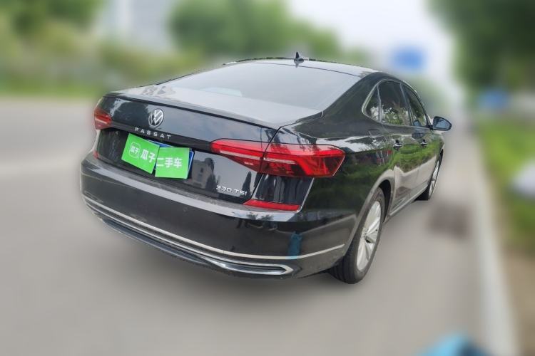 Used Volkswagen Passat 2020 330TSI Elite Edition China VI Rear Right 45 Deg