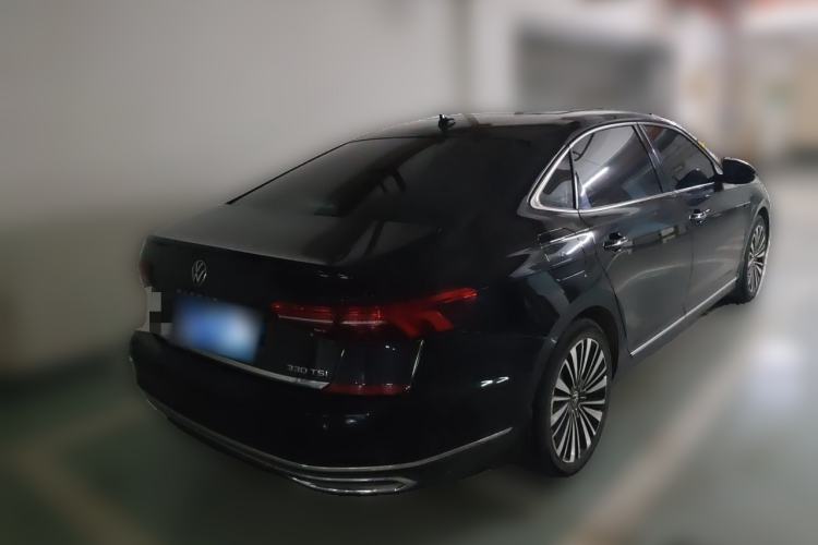 Used Volkswagen Passat 2020 Revised Version 330TSI Luxury Edition China VI Standard Rear Right 45 Deg