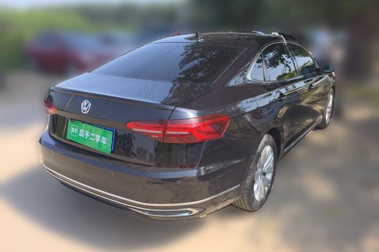 Used Volkswagen Passat 2020 330TSI Elite Edition China VI Rear Right 45 Deg