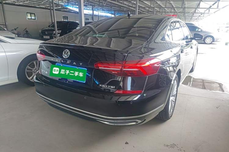 Used Volkswagen Passat 2020 330TSI Elite Edition China VI Rear Right 45 Deg