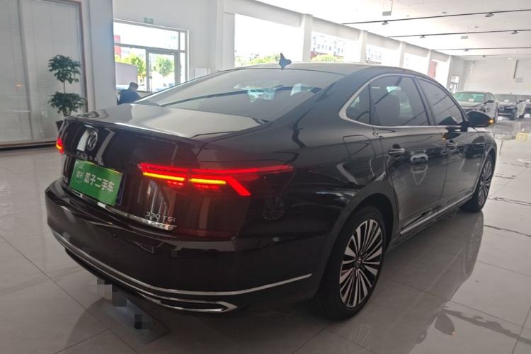 Used Volkswagen Passat 2020 Revised Version 330TSI Luxury Edition China VI Standard Rear Right 45 Deg