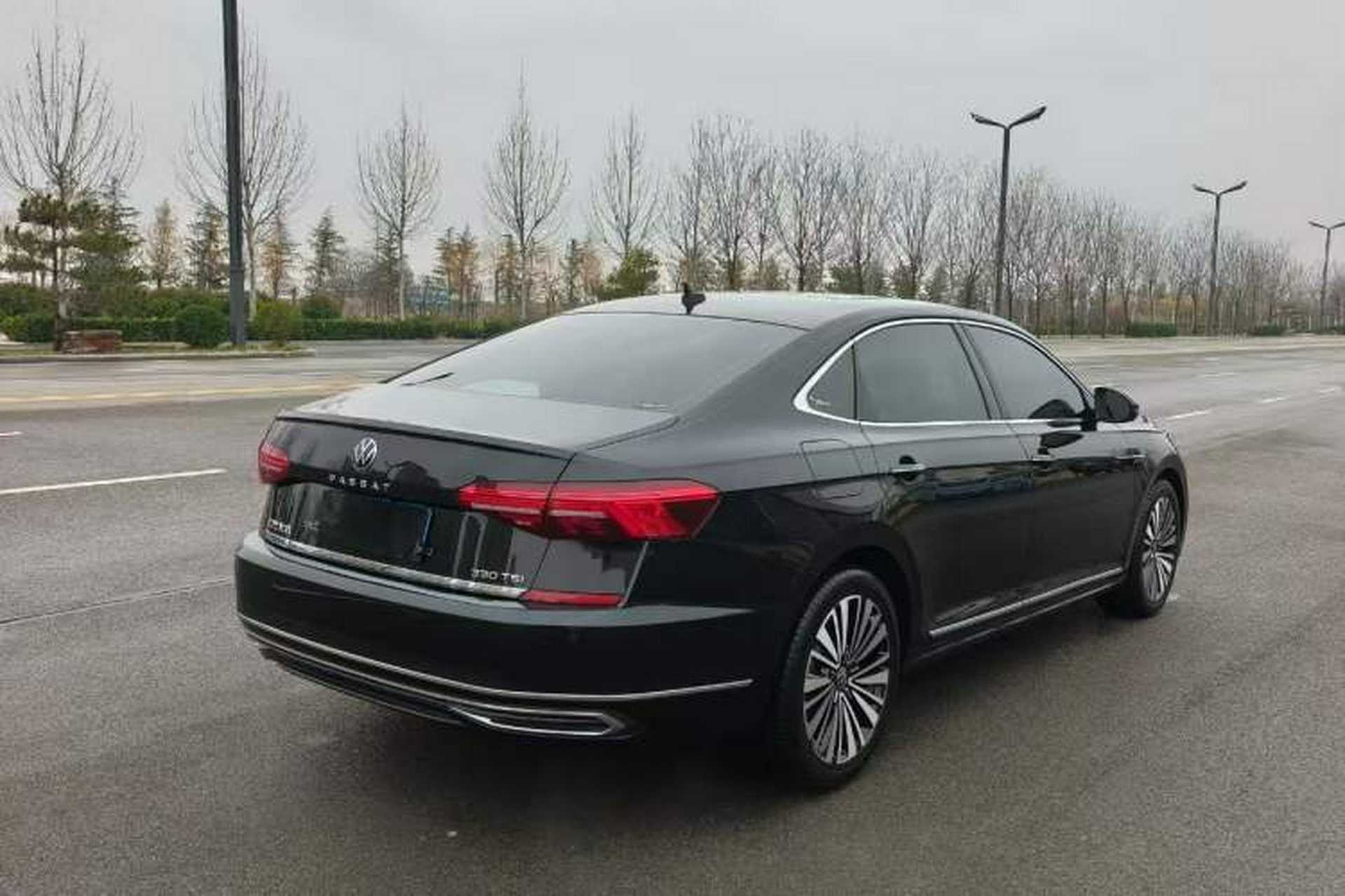 Used Volkswagen Passat 2020 Revised Version 330TSI Luxury Edition China VI Standard Rear Right 45 Deg
