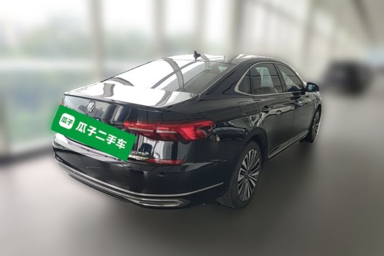 Used Volkswagen Passat 2020 Revised Version 330TSI Luxury Edition China VI Standard Rear Right 45 Deg