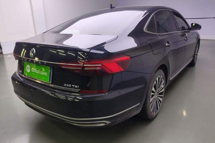 Used Volkswagen Passat 2020 330TSI Luxury Edition China VI Rear Right 45 Deg