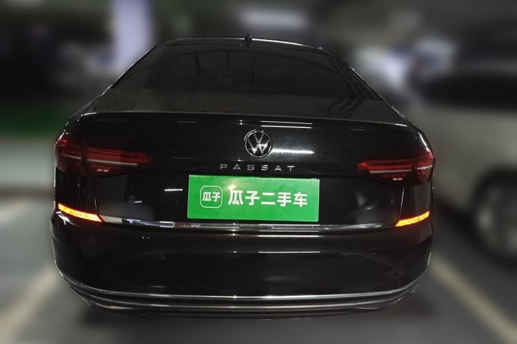 Used Volkswagen Passat 2020 Revised Version 330TSI Luxury Edition China VI Standard Rear