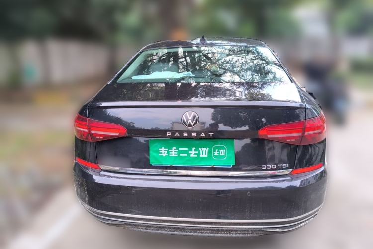 Used Volkswagen Passat 2020 Revised Version 330TSI Luxury Edition China VI Standard Rear