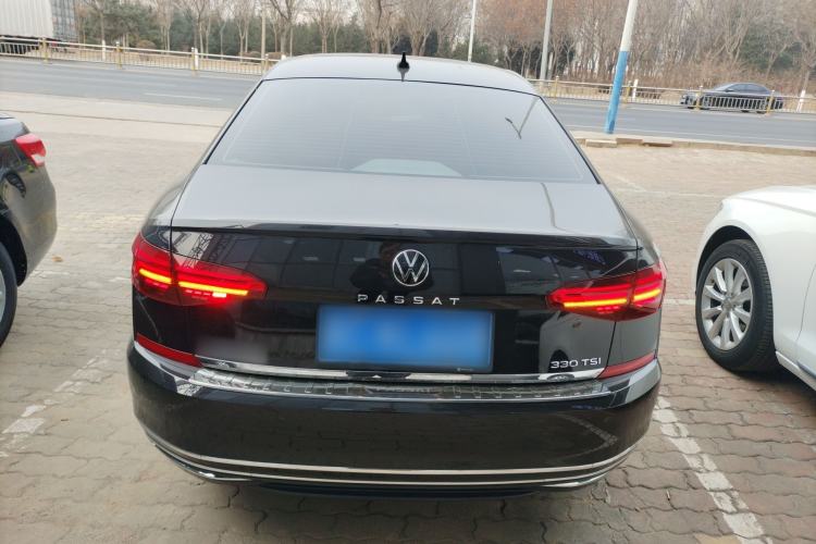 Used Volkswagen Passat 2020 Revised Version 330TSI Luxury Edition China VI Standard Rear