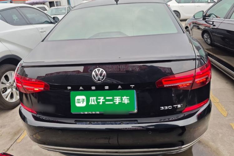 Used Volkswagen Passat 2020 330TSI Elite Edition China VI Rear