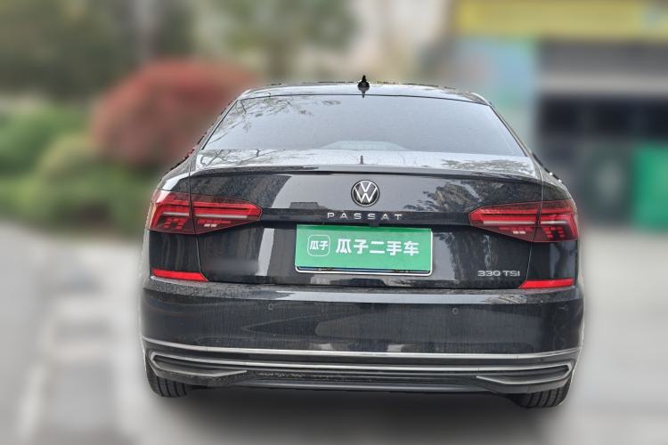 Used Volkswagen Passat 2020 330TSI Elite Edition China VI Rear