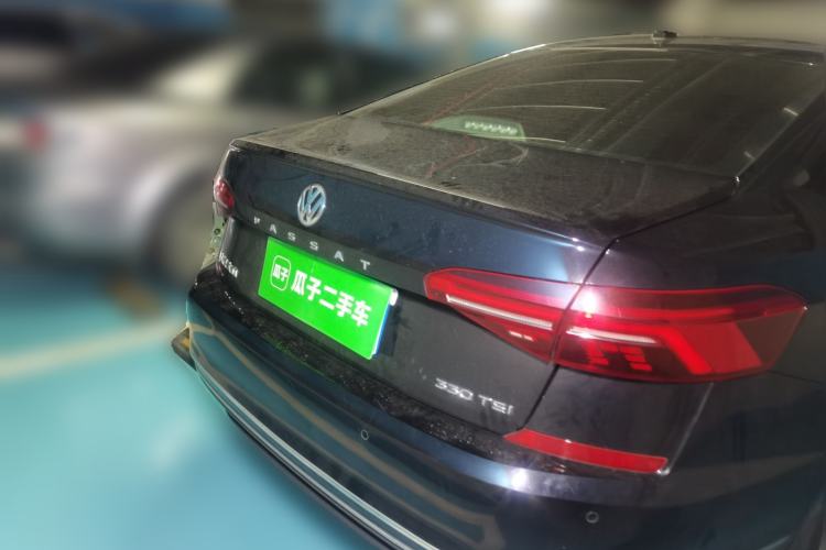Used Volkswagen Passat 2020 330TSI Elite Edition China VI Rear