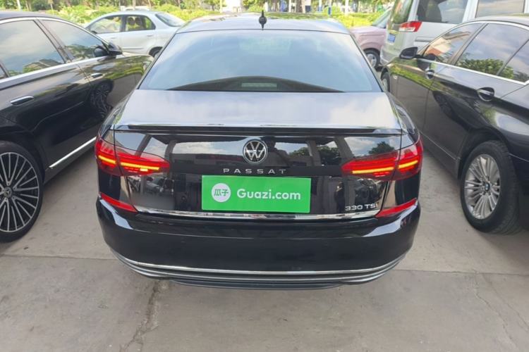Used Volkswagen Passat 2020 Revised Version 330TSI Luxury Edition China VI Standard Rear