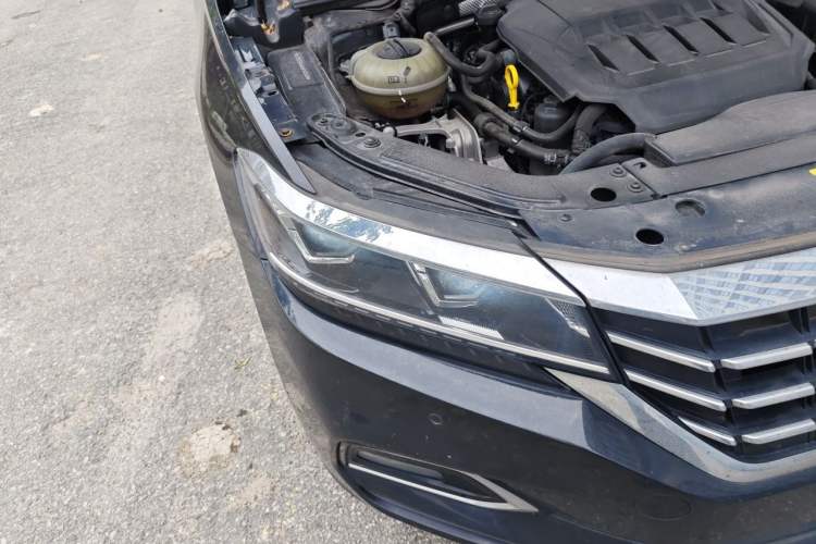Used Volkswagen Passat 2020 330TSI Elite Edition China VI Right Front Headlight
