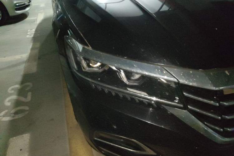 Used Volkswagen Passat 2020 330TSI Luxury Edition China VI Right Front Headlight