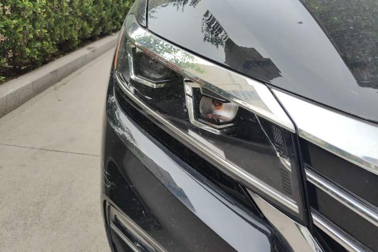 Used Volkswagen Passat 2020 Revised Version 280TSI Business Edition China VI Standard Right Front Headlight