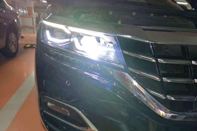 Used Volkswagen Passat 2020 330TSI Prestige Edition China VI Standard Right Front Headlight