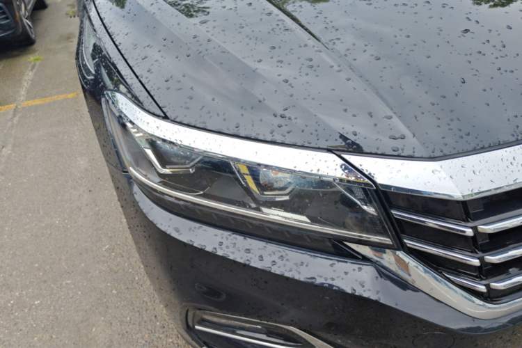 Used Volkswagen Passat 2020 Facelift 330TSI Elite Edition China VI Standard Right Front Headlight