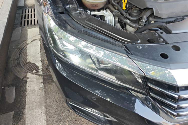 Used Volkswagen Passat 2020 330TSI Elite Edition China VI Right Front Headlight