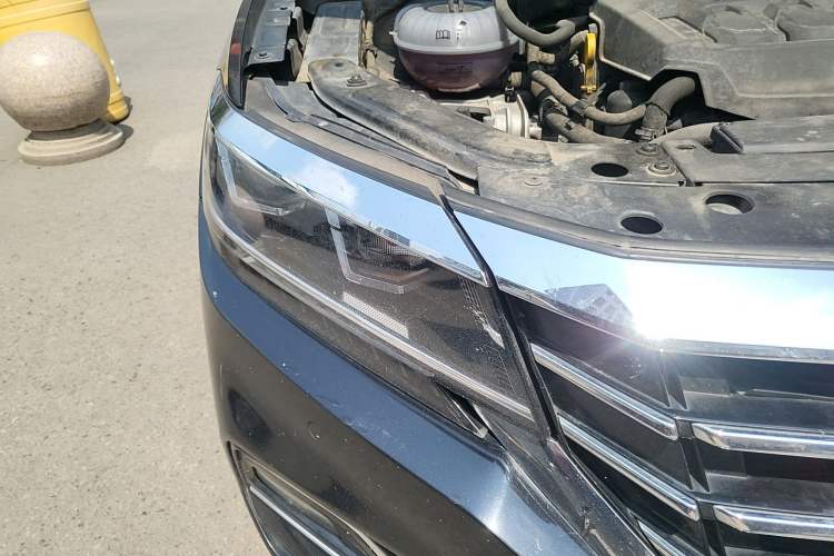 Used Volkswagen Passat 2020 330TSI Elite Edition China VI Right Front Headlight