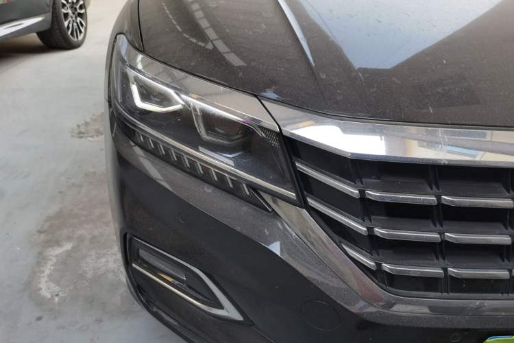 Used Volkswagen Passat 2020 380TSI Flagship Edition China VI Standard Right Front Headlight