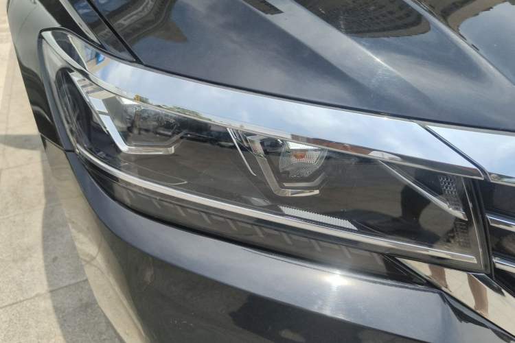 Used Volkswagen Passat 2020 Revised Version 280TSI Business Edition China VI Standard Right Front Headlight