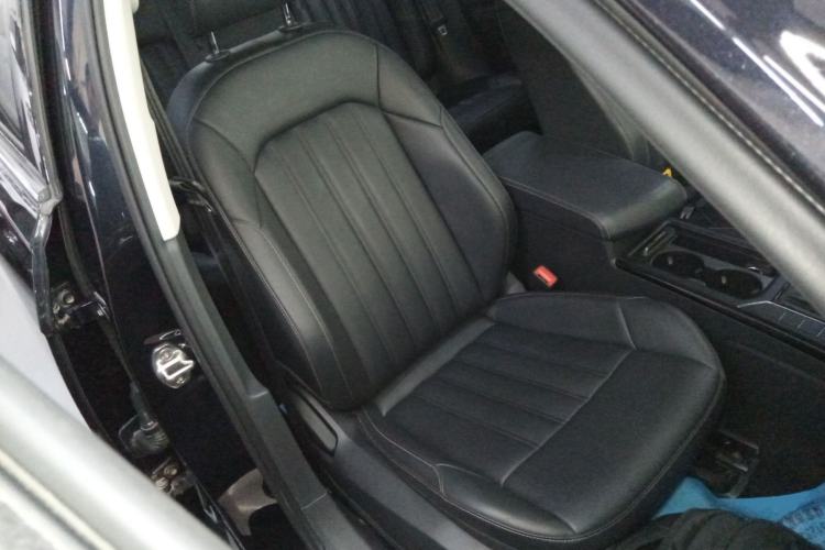 Used Volkswagen Passat 2020 Revised Version 280TSI Business Edition China VI Standard Right Front Seat