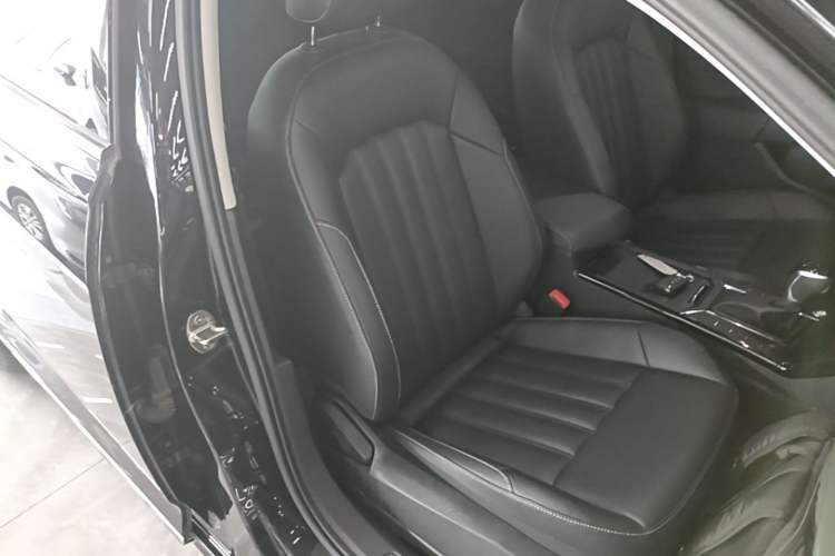Used Volkswagen Passat 2020 Revised Version 280TSI Business Edition China VI Standard Right Front Seat