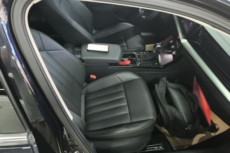 Used Volkswagen Passat 2020 280TSI Business Edition China VI Standard Right Front Seat