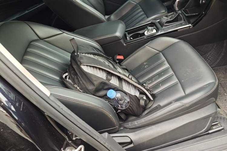 Used Volkswagen Passat 2020 280TSI Business Edition China VI Standard Right Front Seat