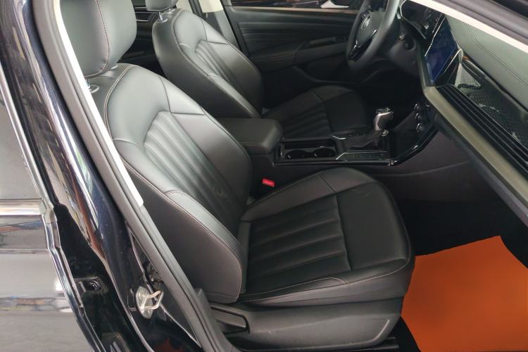 Used Volkswagen Passat 2020 Revised Version 280TSI Business Edition China VI Standard Right Front Seat