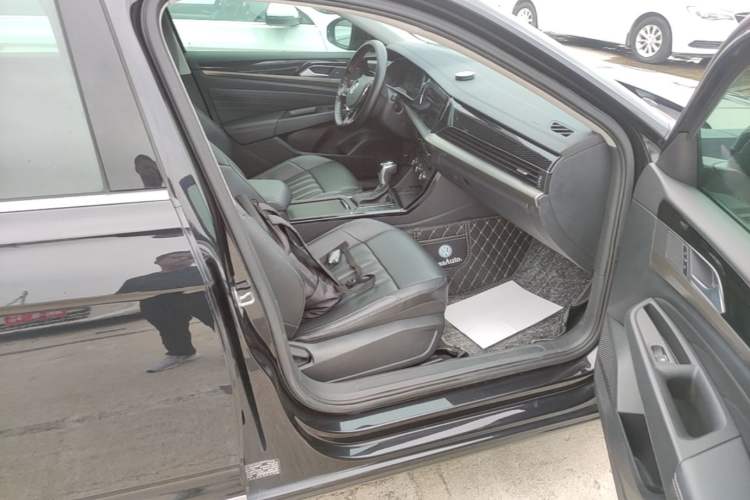 Used Volkswagen Passat 2020 280TSI Business Edition China VI Standard Right Front Seat