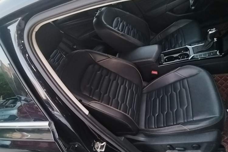 Used Volkswagen Passat 2020 Revised Version 280TSI Elite Edition China VI Standard Right Front Seat