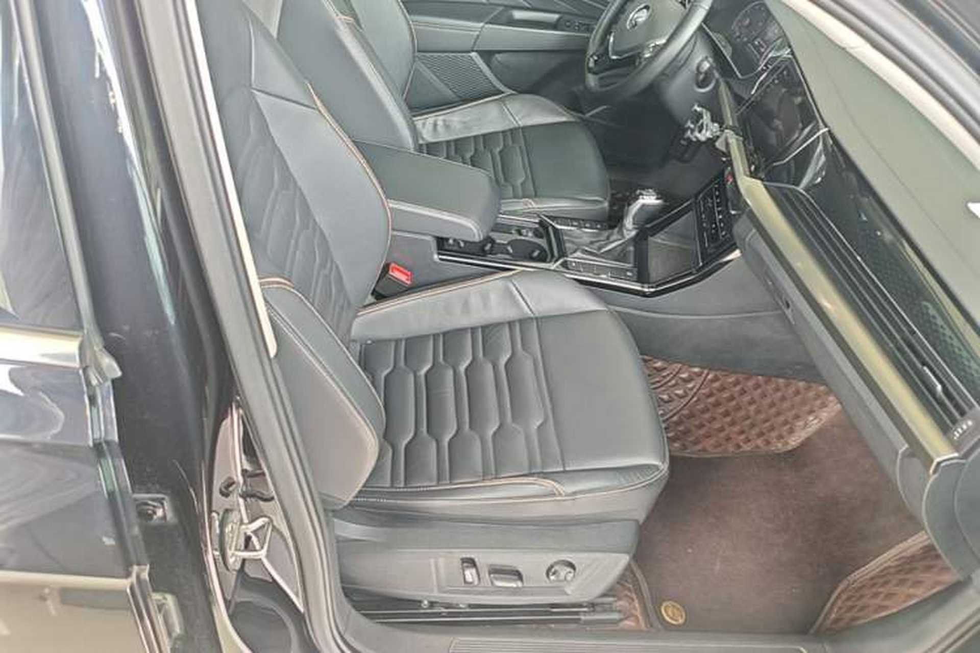 Used Volkswagen Passat 2020 330TSI Elite Edition China VI Right Front Seat
