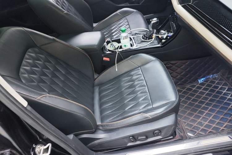 Used Volkswagen Passat 2020 330TSI Luxury Edition China VI Right Front Seat