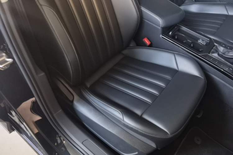 Used Volkswagen Passat 2020 Revised Version 280TSI Business Edition China VI Standard Right Front Seat