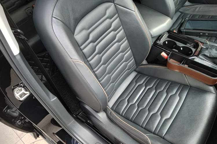Used Volkswagen Passat 2020 330TSI Elite Edition China VI Right Front Seat