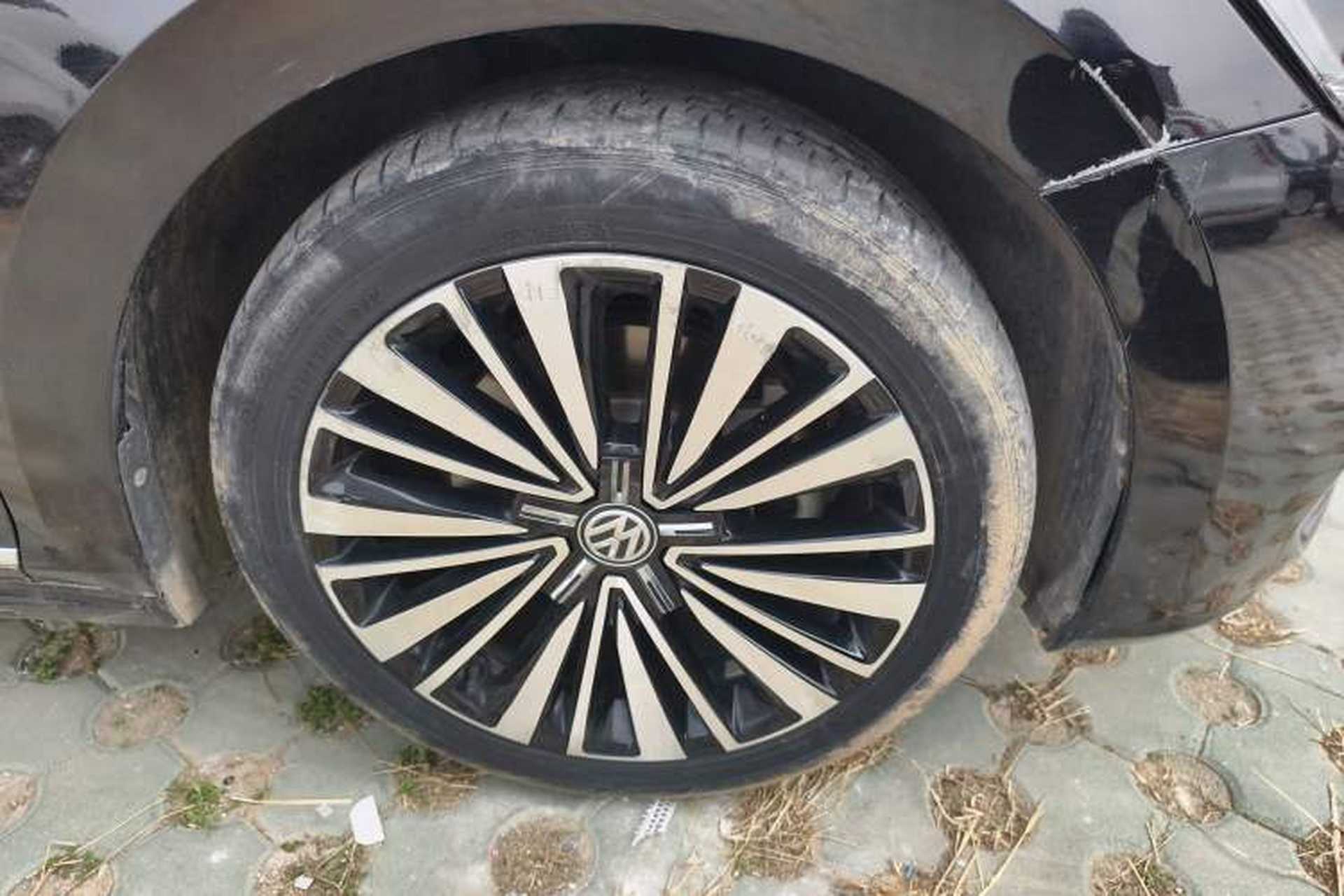 Used Volkswagen Passat 2020 330TSI Luxury Edition China VI Right Front Wheel Hub