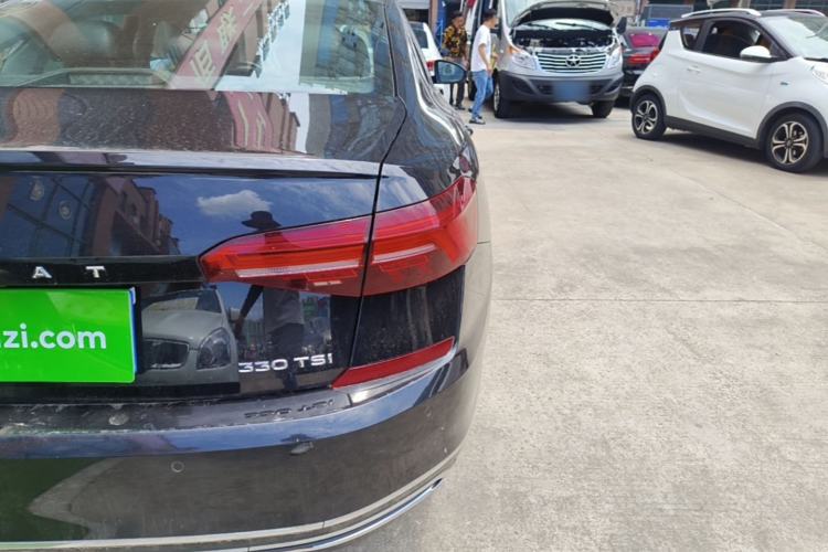 Used Volkswagen Passat 2020 330TSI Elite Edition China VI Right Rear Taillight